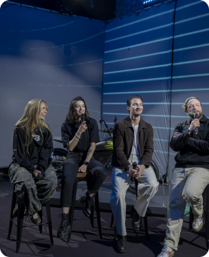 Flying Flea electric debut experience imagery